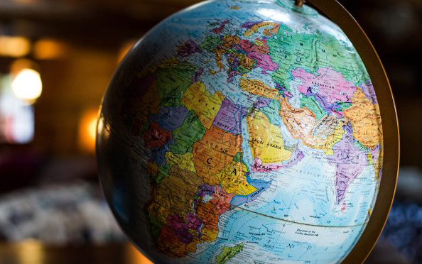 Kyle Glenn / Unsplash